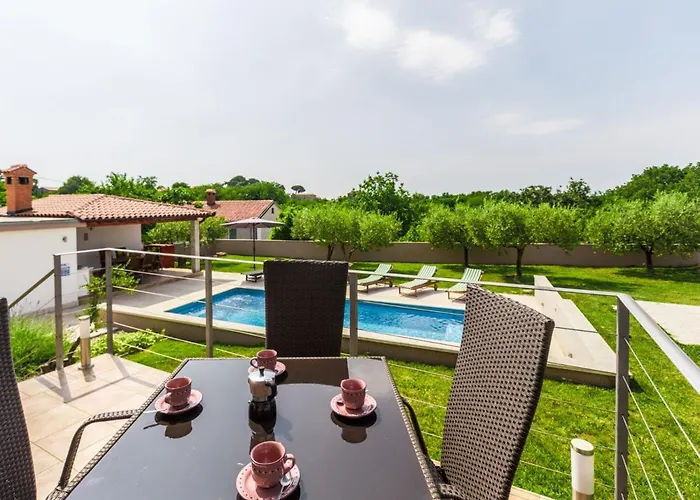 Viktoria Poll&garden View 빌라 Kaštelir